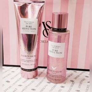 VICTORIA SCRET .PURE SEDUCTION RUNAWAY SHINE Fashion Show Mist & Lotion SET OF 2